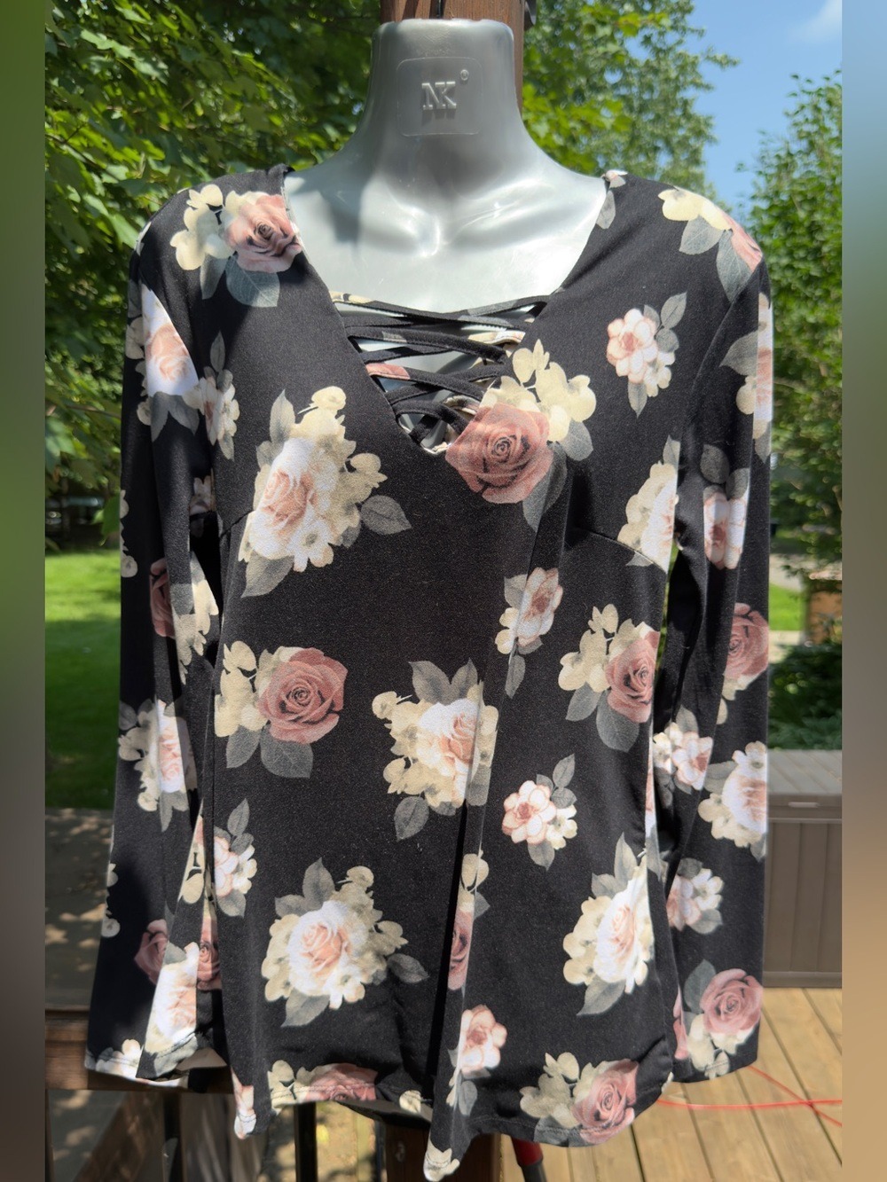 •Ardene Floral Lace-Up Long Sleeve Top Black Pink Rose Print Women’s | Large - Picture 4 of 11